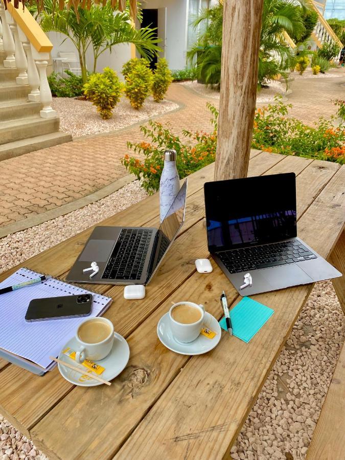Montana Eco Resort Aruba 오란제스타트 외부 사진